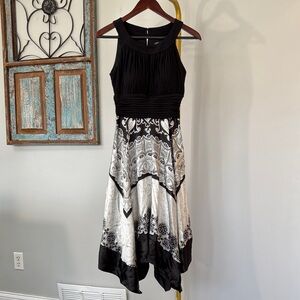 Signature by Sangria Black and White High-Low  Paisley Sleeveless Dress